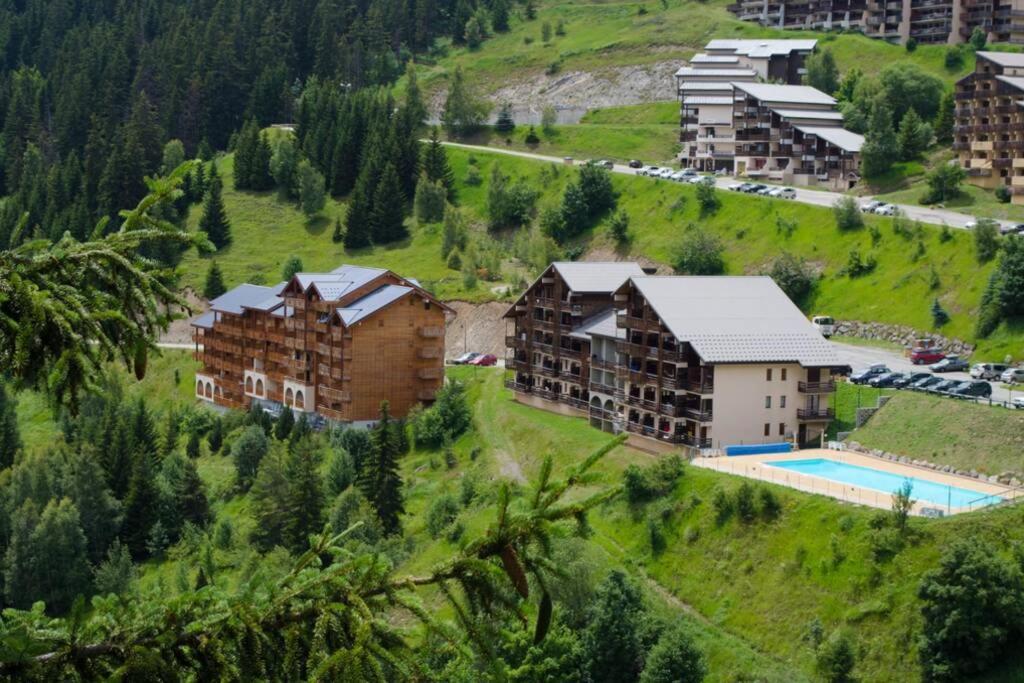 Апартаменты Les Iris T2 Station Alpe Huez Ори Экстерьер фото
