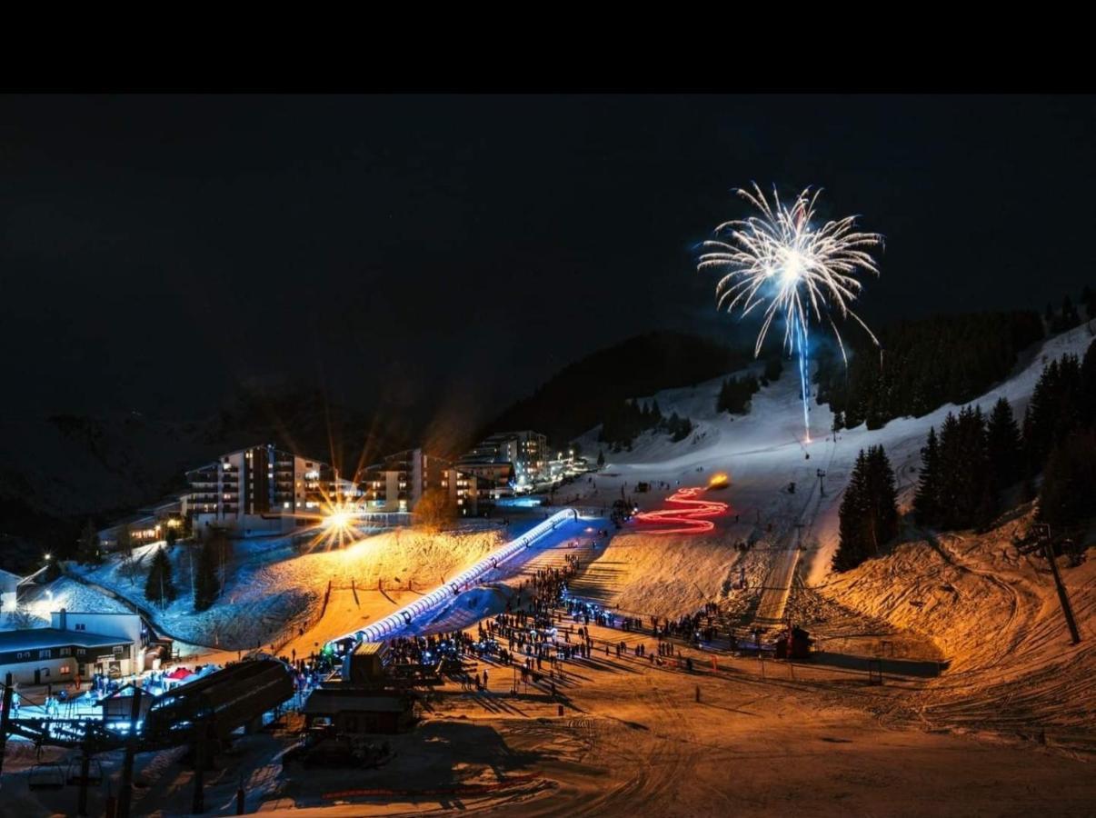 Апартаменты Les Iris T2 Station Alpe Huez Ори Экстерьер фото