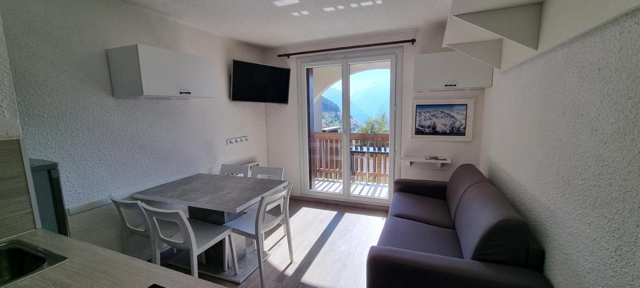 Апартаменты Les Iris T2 Station Alpe Huez Ори Экстерьер фото